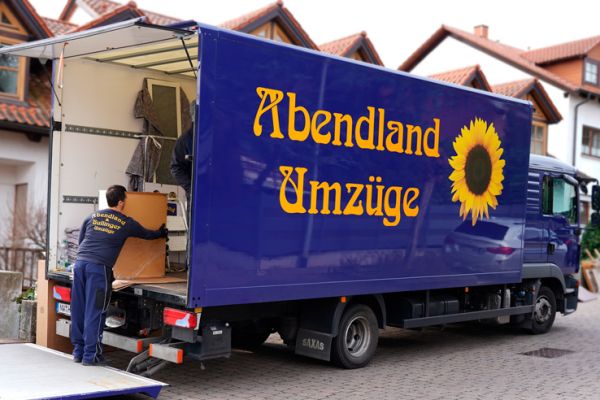 Kleintransporte, Transport Möbelstück und Klavier